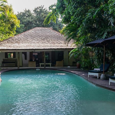 Hotel The Gardens Seminyak Exterior foto